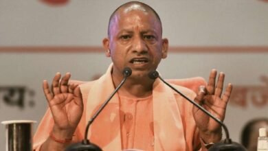 Major administrative reshuffle in Uttar Pradesh: 29 IAS officers transferred, DMs of many districts changed