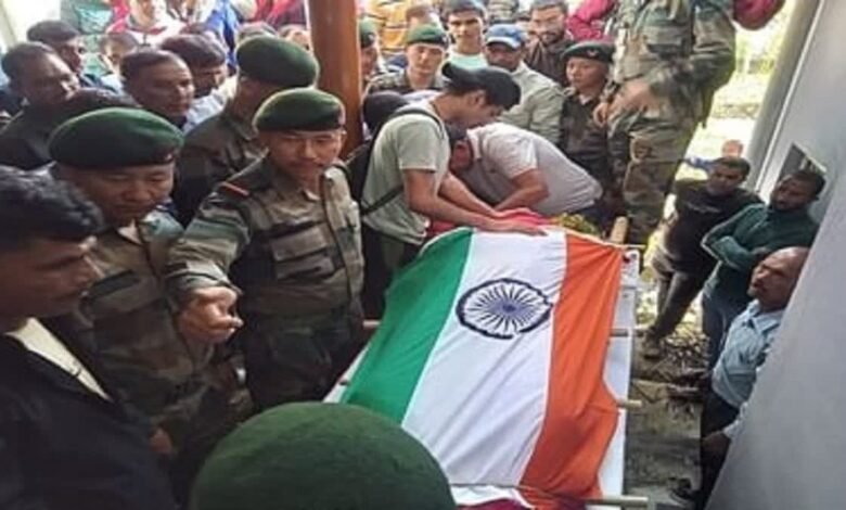 Pithoragarh: Soldier on leave dies in road accident, last rites performed with military honours