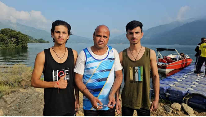 Unique feat of father and son in Tehri lake, created history by swimming 18 km