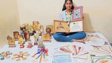 Barmer's daughter Priyadarshini created a record: Name registered in 'India Book of Records' with 51 Odissi postures in 14 seconds