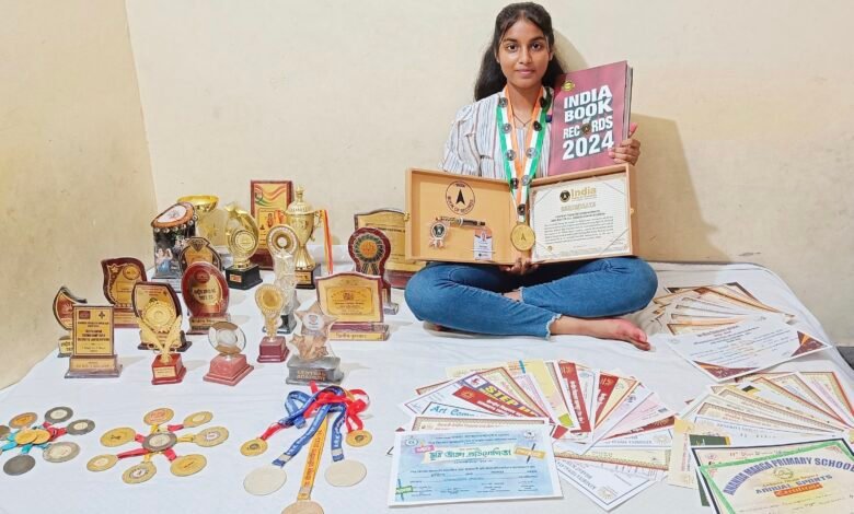 Barmer's daughter Priyadarshini created a record: Name registered in 'India Book of Records' with 51 Odissi postures in 14 seconds