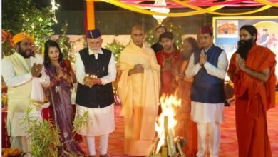 PM Modi celebrated Igas Bagwal festival at MP Anil Baluni's house, congratulated the people of Uttarakhand