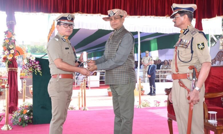 Shri Sanjay Gunjyal awarded with "President's Police Medal"