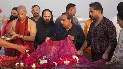 Maha Kumbh Mela: Crowd of devotees on 30th day also, preparation for special bath on Maghi Purnima