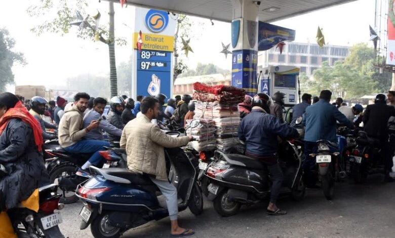 Crude oil prices increased in the international market, new rates of petrol and diesel released