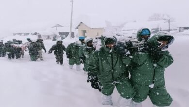 Avalanche in Chamoli Mana, 57 workers buried, Army's rescue operation continues