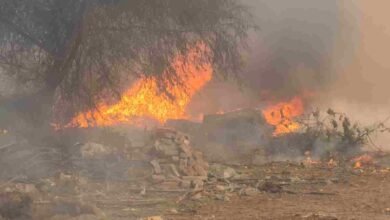 Huge fire at Noida's Sector 32 dumping ground, strong winds increased trouble