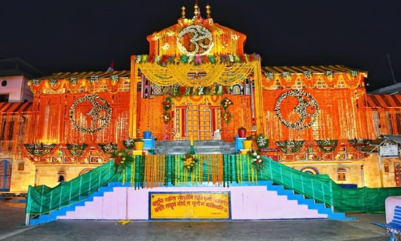A flood of faith in the Char Dham Yatra, after Kedarnath, now preparations are on to open the doors of Badrinath Dham