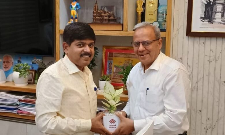 High level review meeting between HUDCO and Uttarakhand Government