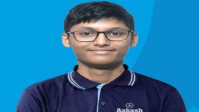 Utkarsh Avadhiya of Indore secures second rank in the country, four students from Madhya Pradesh in top 100
