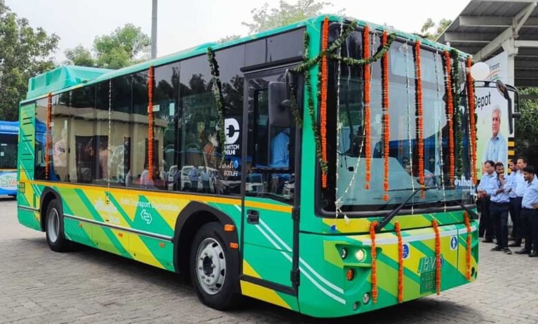 Delhi gets the gift of 200 new electric buses, PM Modi flagged them off