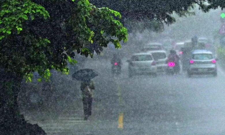 Weather changed in Uttarakhand, Heavy rain brought relief in Haridwar and Nainital, waterlogging increased problems